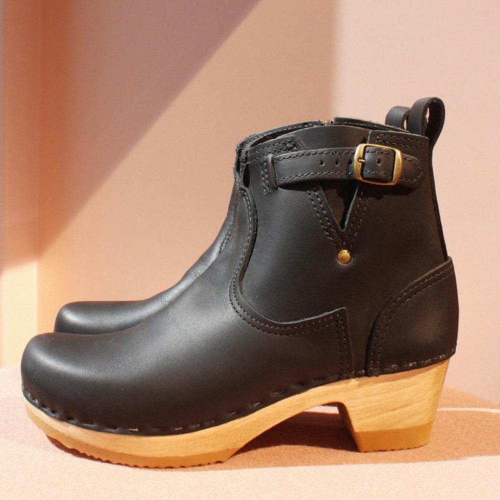 No. 6  5” Leather Clog Ankle Booties EU 39